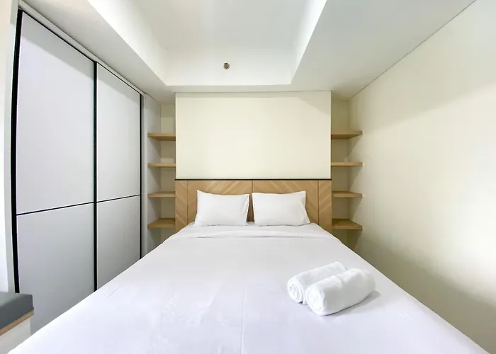 Cozy And Minimalist Studio At Pollux Chadstone Apartment By Travelio