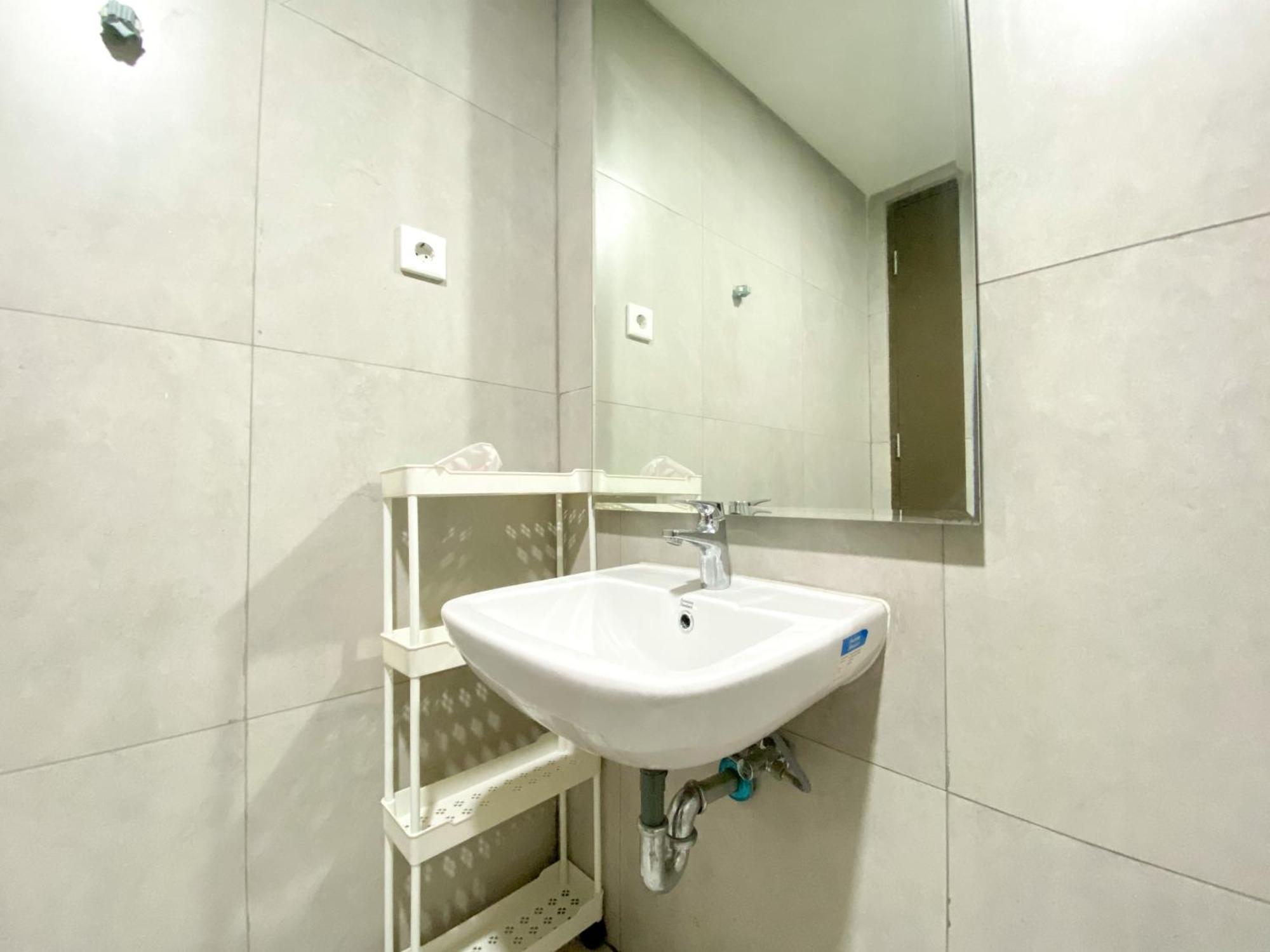 Apartemen Cozy And Minimalist At Pollux Chadstone By Travelio *